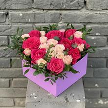 Цветочная композиция из Розы в коробке в Фельдмаршальском