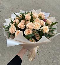 Букет Кремовые розы Латте в Фельдмаршальском