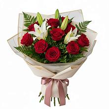 Букет цветов из:  Лилии и Розы #REPLACE_PRED# Фельдмаршальском