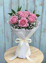 Букет цветов из:  Розы в Фельдмаршальском