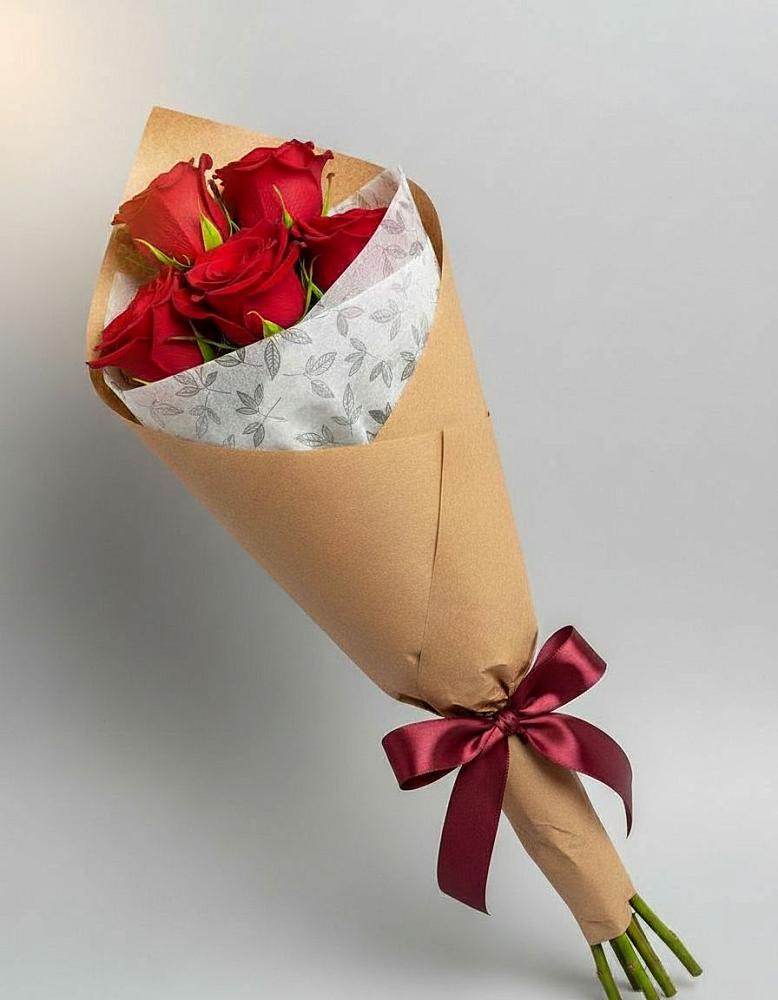 Букет цветов из: Розы в Фельдмаршальском