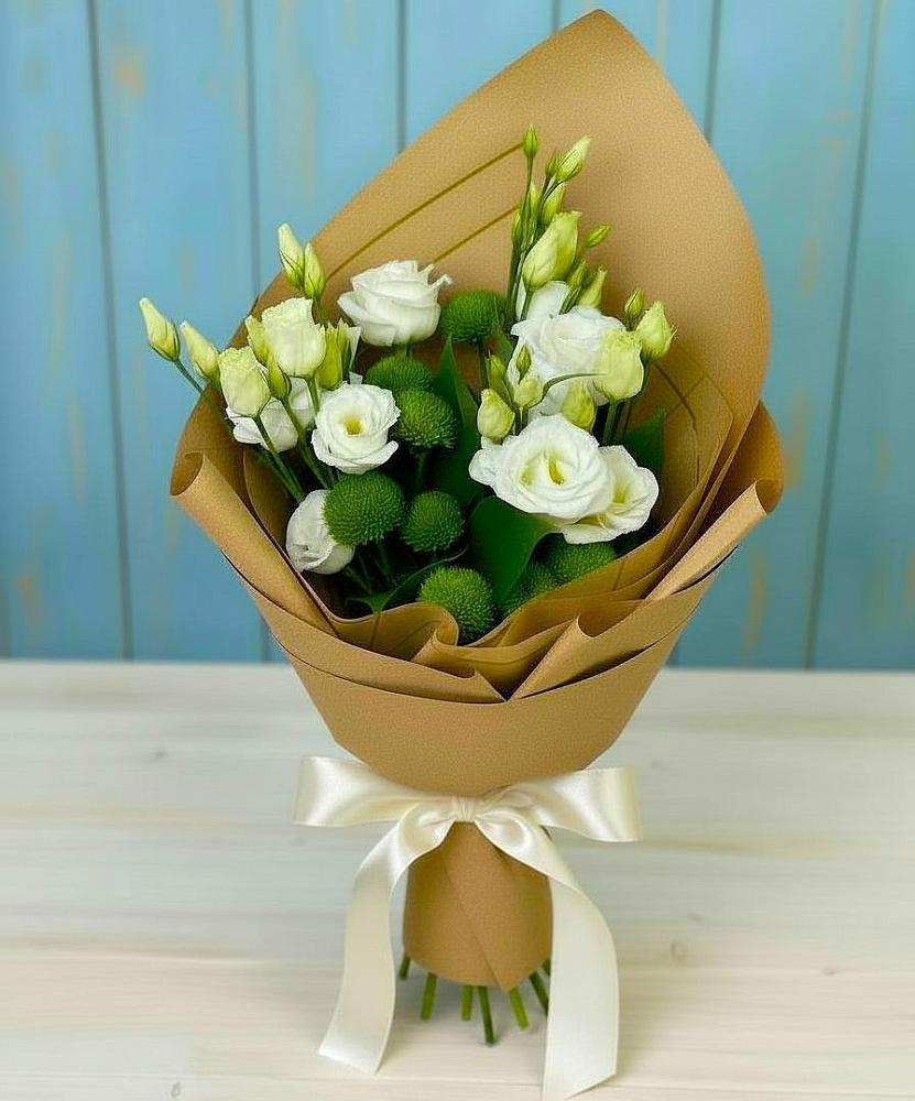 Букет цветов из: Хризантемы и Лизиантусы в Фельдмаршальском