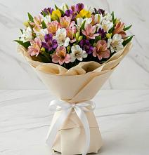Букет цветов из:  Альстромерии в Фельдмаршальском