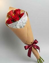 Букет цветов из:  Розы в Фельдмаршальском