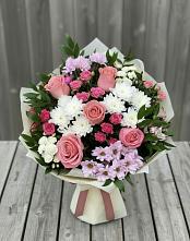 Букет цветов из:  Альстромерии, Гвоздики, Розы и Хризантемы в Фельдмаршальском