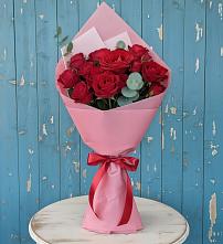 Букет цветов из:  Розы в Фельдмаршальском