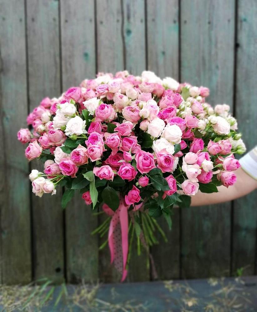 Букет Розовые кустовые розы Натали и Лав Лидия в Фельдмаршальском
