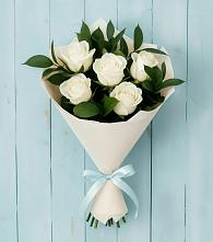 Букет цветов из:  Розы в Фельдмаршальском