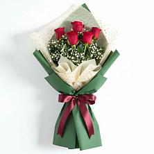 Букет цветов из:  Розы в Фельдмаршальском