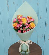 Букет цветов из:  Розы в Фельдмаршальском